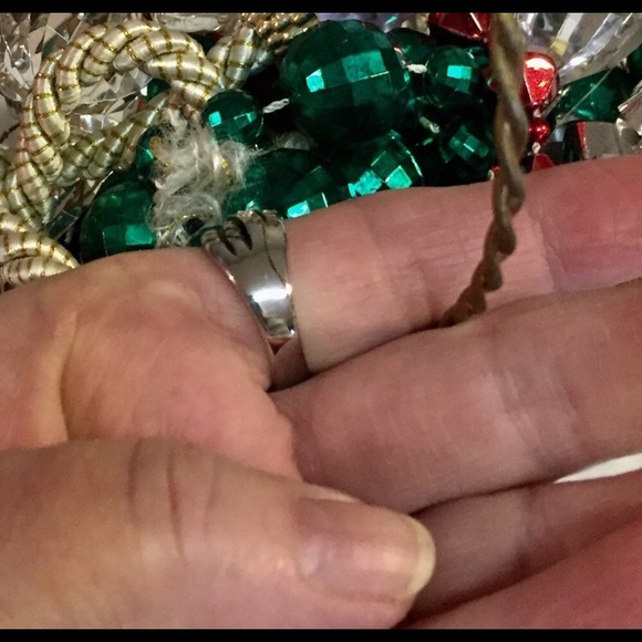 Vintage Tri Color Ring - Picture 5 of 5